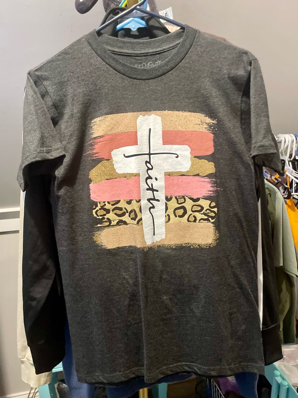 Love In Faith Christian Faith Tee New!